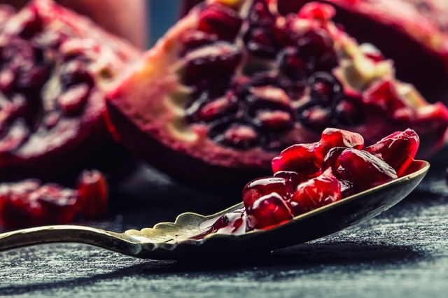 Маски с имбирем и куркумой, медом, бананом и другими ингредиентами для здоровой кожи лица: рецепты, польза и вред
